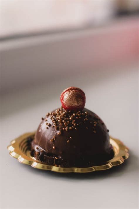 chocolate-mousse-dome-recipe-afternoon-baking image