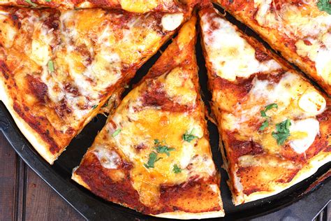 five-cheese-pizza-cook-with-kushi image