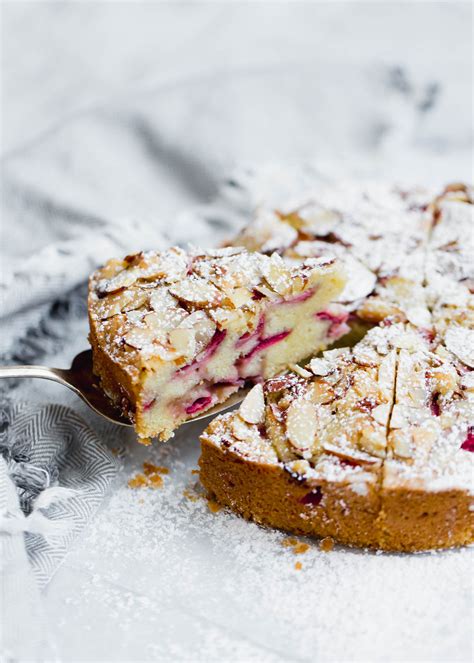 strawberry-almond-cake-broma-bakery image