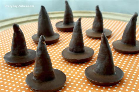 fun-and-easy-halloween-witch-hat-treats-everyday-dishes image