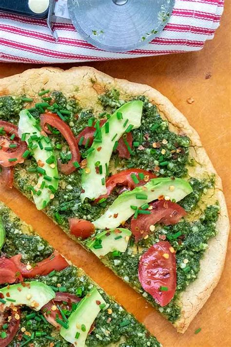 outrageously-easy-quinoa-pizza-crust-only-gluten image