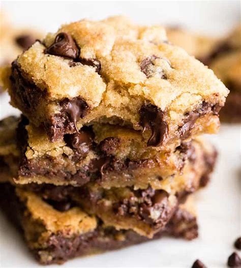 chocolate-chip-cookie-bars-joyfoodsunshine image