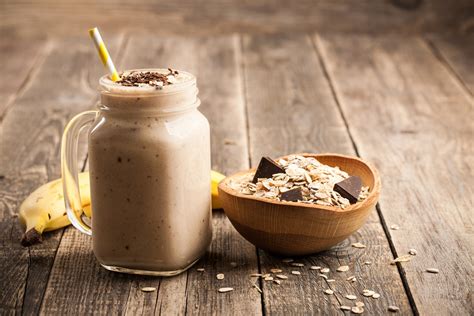 chocolate-banana-shake-recipe-thick-creamy image