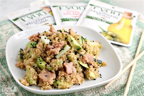 frugal-foodie-mama-spicy-tuna-roll-quinoa-salad image