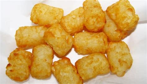 cooking-air-fryer-tater-tots-from-frozen-to-crispy image