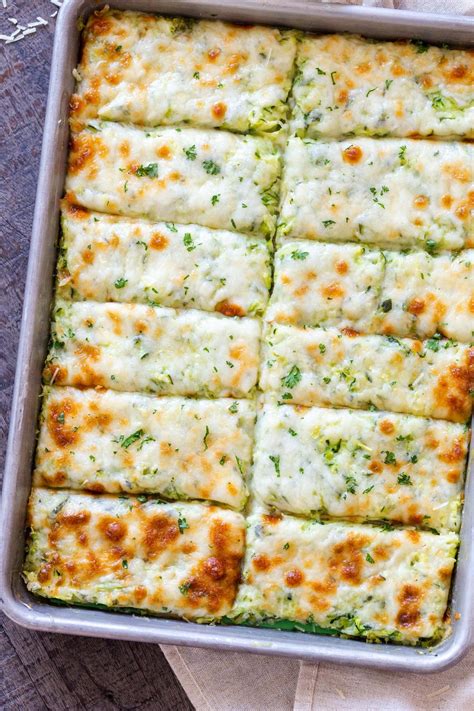 cheesy-zucchini-breadsticks-momsdish image