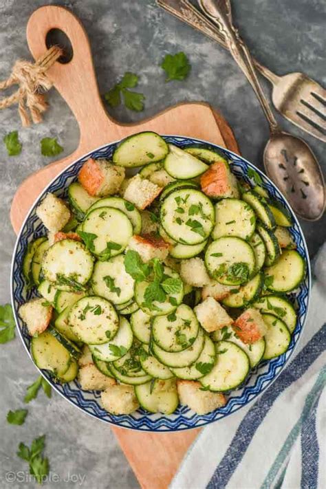 zucchini-panzanella-salad-simple-joy image