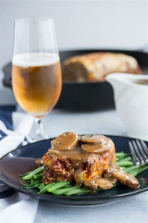 classic-meatloaf-recipe-with-mushroom-gravy-total image
