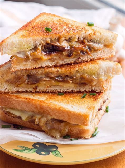 ultimate-grilled-cheese-with-caramelized-onions image