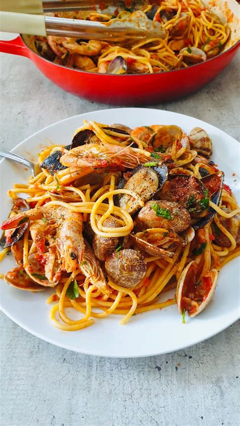 an-italian-seafood-marinara-recipe-made-to-perfection image