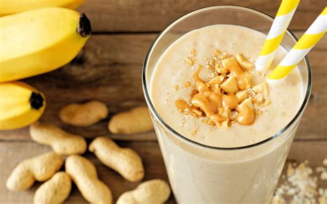peanut-butter-banana-bulking-protein-shake image