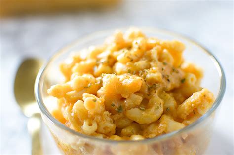 easy-baked-vegan-mac-and-cheese-i-can image