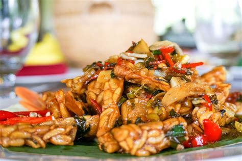 indonesian-style-sweet-and-sour-tempeh-kering-tempeh image