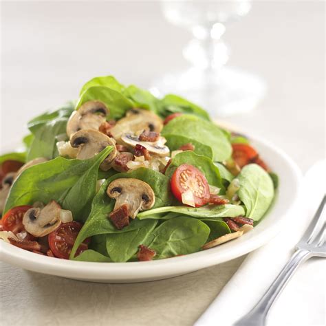 mushroom-bacon-spinach-salad-fresh-express image