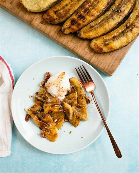 grilled-bananas-a-la-mode-a-couple-cooks image