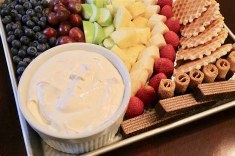 how-to-make-marshmallow-fluff-fruit-dip image