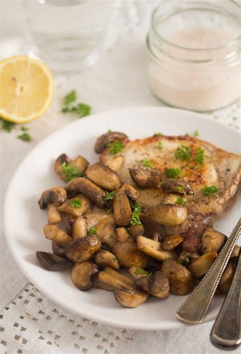 sauteed-mushrooms-with-garlic-and-parsley-where-is-my-spoon image