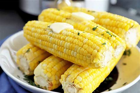 how-to-cook-corn-on-the-cob-in-an-electric-pressure image