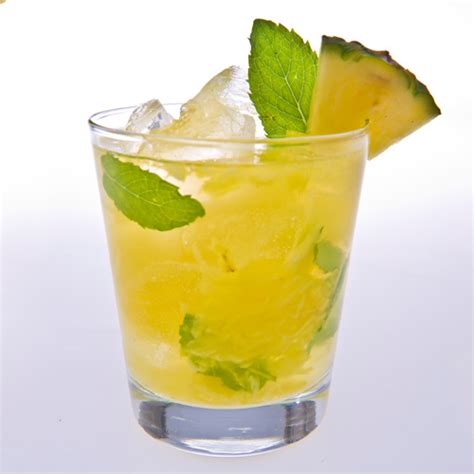 pineapple-mint-caipirinha-cocktail-recipe-liquorcom image