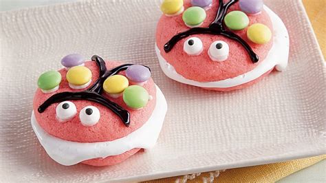 pink-ladybug-whoopie-pies-recipe-whoopie-pies-cake image