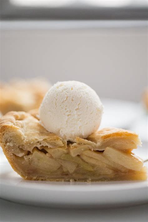 buttery-apple-pie-recipe-laurens-latest image