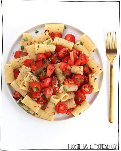 fresh-tomato-pasta-my-favourite-summer-pasta image