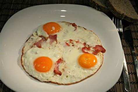 ham-and-eggs-hemendex-nemzeti-telek-receptek image