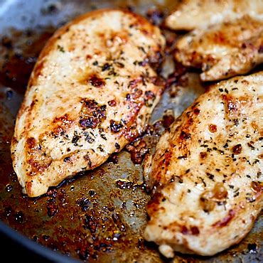 10-minute-pan-fried-chicken-breast-craving-tasty image