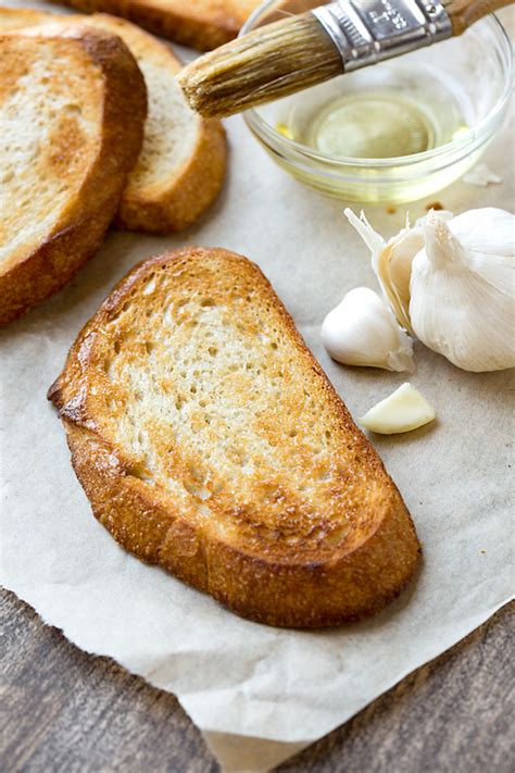 caprese-garlic-toast-the-cozy-apron image