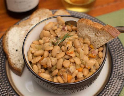 instant-pot-white-beans-and-pancetta-ragout-umami image