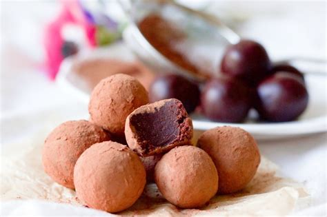 4-ingredient-sugar-free-chocolate-caramel-truffles-recipes-to image