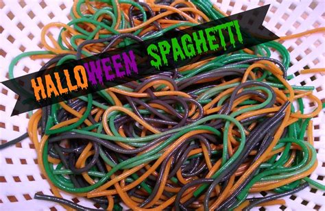 halloween-spaghetti-for-sensory-play-life-with-darcy image