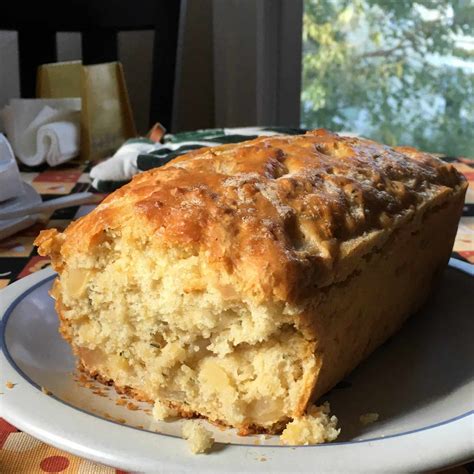 18-beer-bread-recipes-for-extra-easy-baking image