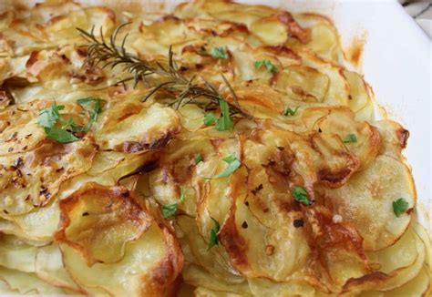 italian-roasted-potatoes image