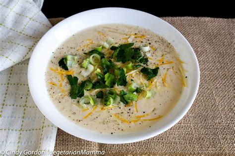 slowcooker-hashbrown-soup-vegetarian image