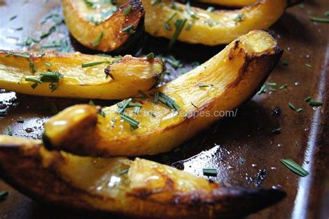 baked-acorn-squash-with-cinnamon-cooking image