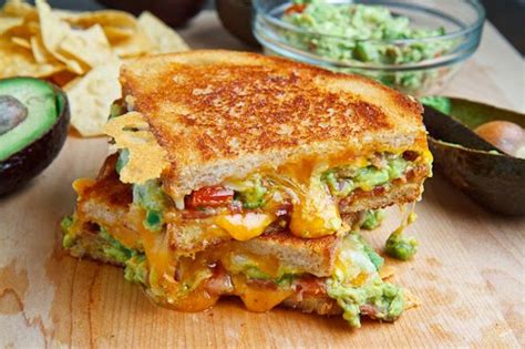 bacon-guacamole-grilled-cheese-sandwich-closet image