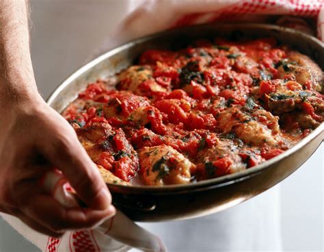 spanish-rabbit-in-tomato-sauce-stew-recipe-the image