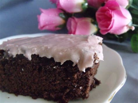 scrumptious-pink-cake-icing-recipe-foodcom image
