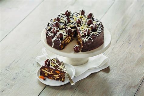 royal-recipes-by-carolyn-robb-chocolate-biscuit-cake image