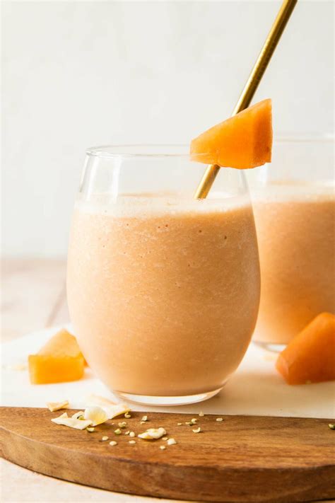 cantaloupe-smoothie-easy-refreshing-jar-of image