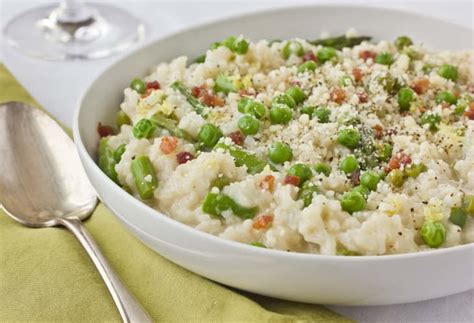spring-recipe-baked-risotto-with-peas-asparagus image