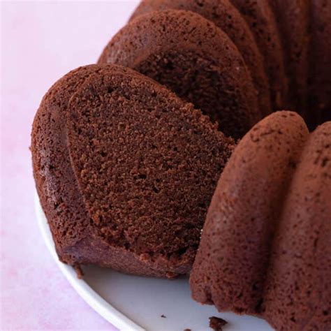 chocolate-pound-cake-quick-and-easy-sweetest-menu image
