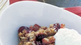 cranberry-apple-crisp-with-oatmeal-streusel-topping image