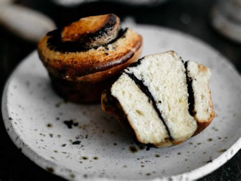 black-sesame-and-white-chocolate-sticky-buns-with image