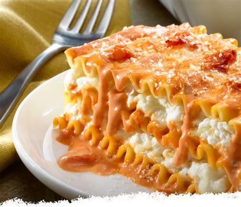 lasagna-with-creamy-pink-sauce-bertolli image