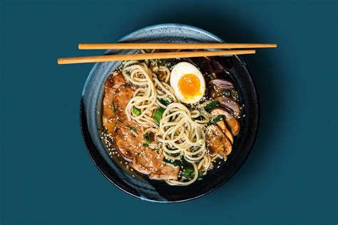 top-4-recipes-for-teppanyaki-hibachi-noodles-youll image