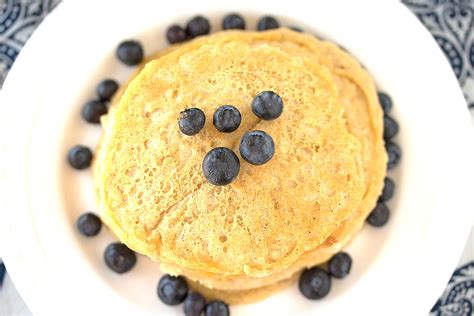 rice-flour-pancakes-veggies-by-candlelight-food image