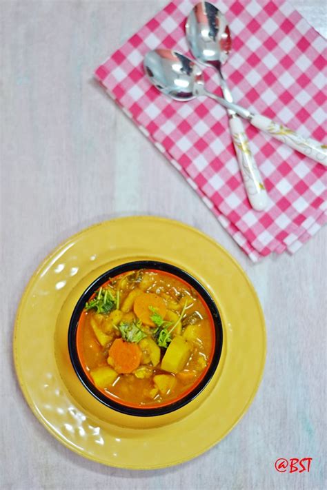 thareed-alkhadaar-middle-eastern-vegetable-stew image