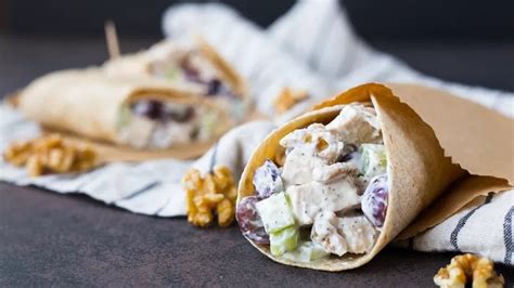 chicken-salad-with-walnuts-and-grapes image